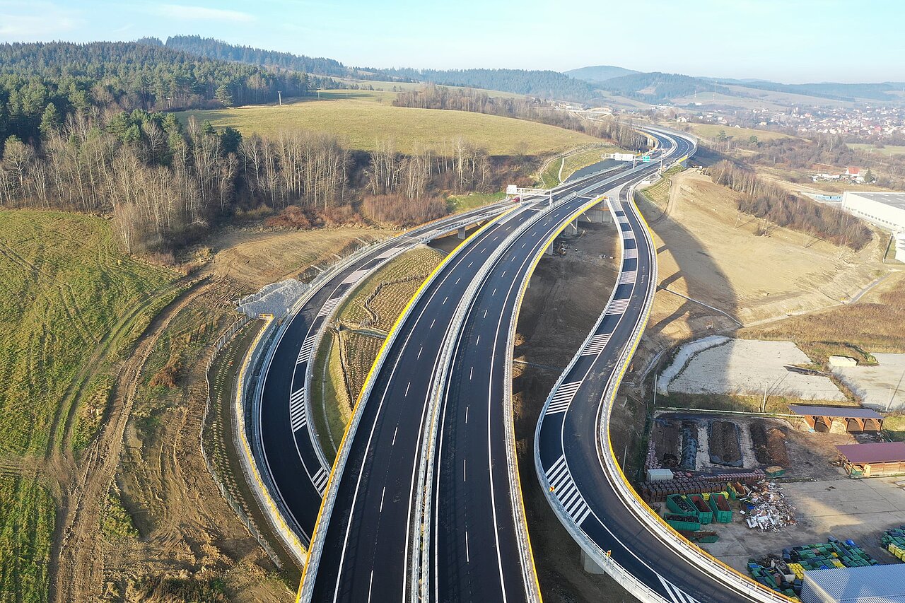 Nová diaľnica D3 Čadca, Bukov - Svrčinovec otvorená