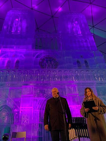 Začína sa zimná sezóna v Tatrách, turistov opäť privíta jedinečný ľadový dóm