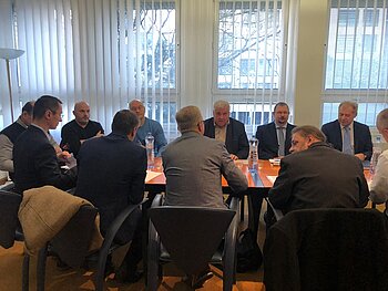 Rezort dopravy predložil autodopravcom dve alternatívy zliav z mýta