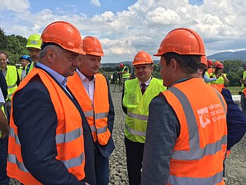 Minister dopravy Arpád Érsek dnes osobne skontroloval stav prác na stavbe juhozápadného diaľničného obchvatu mesta Prešov.