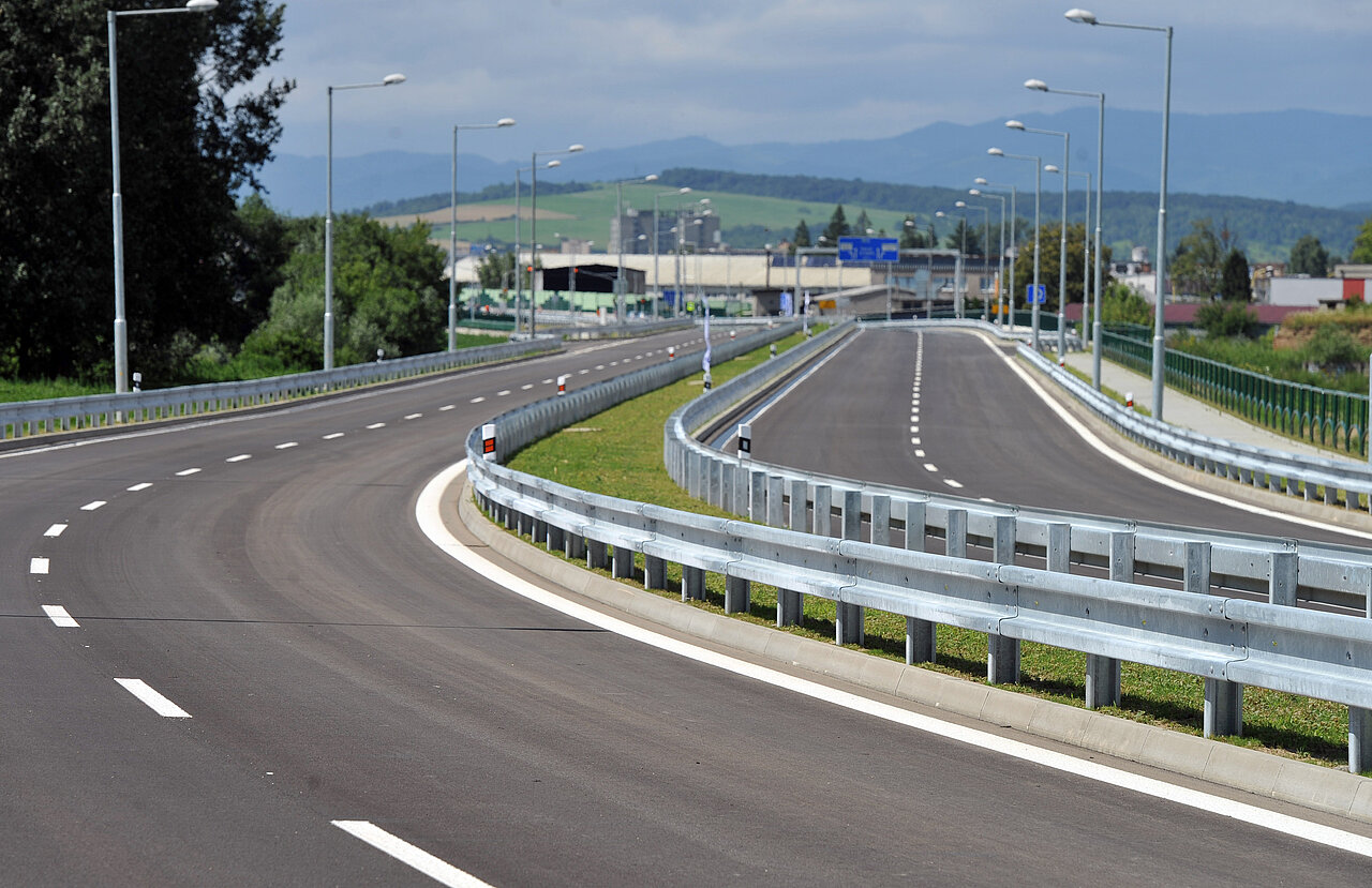Na dopravu sme vyčerpali už miliardu z eurofondov